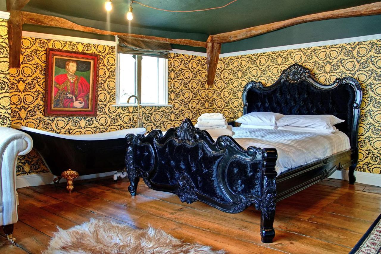 Luxury 9 Bed Manor House Hot Tub Cinema Room Skytv Saffron Walden Bagian luar foto